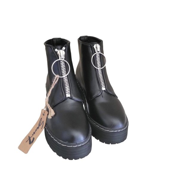 SEVEN7 FOOTWEAR Shoes - SEVEN7 FOOTWEAR- Zoe Platform Bootie- 6